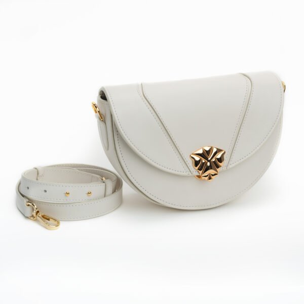 The Ayur Crossbag in Ivory White - Image 2